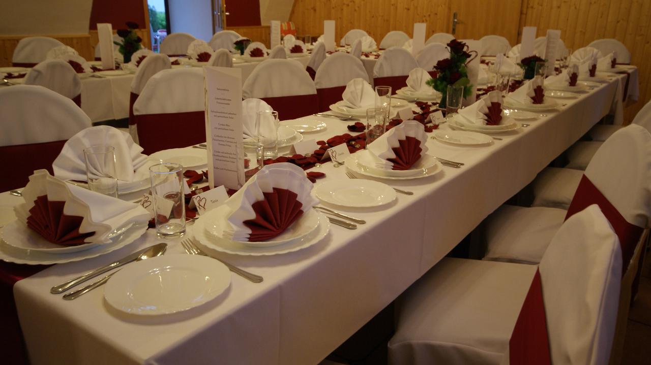 Hotel Restaurant Stoeckl Bad Deutsch Altenburg Exterior photo