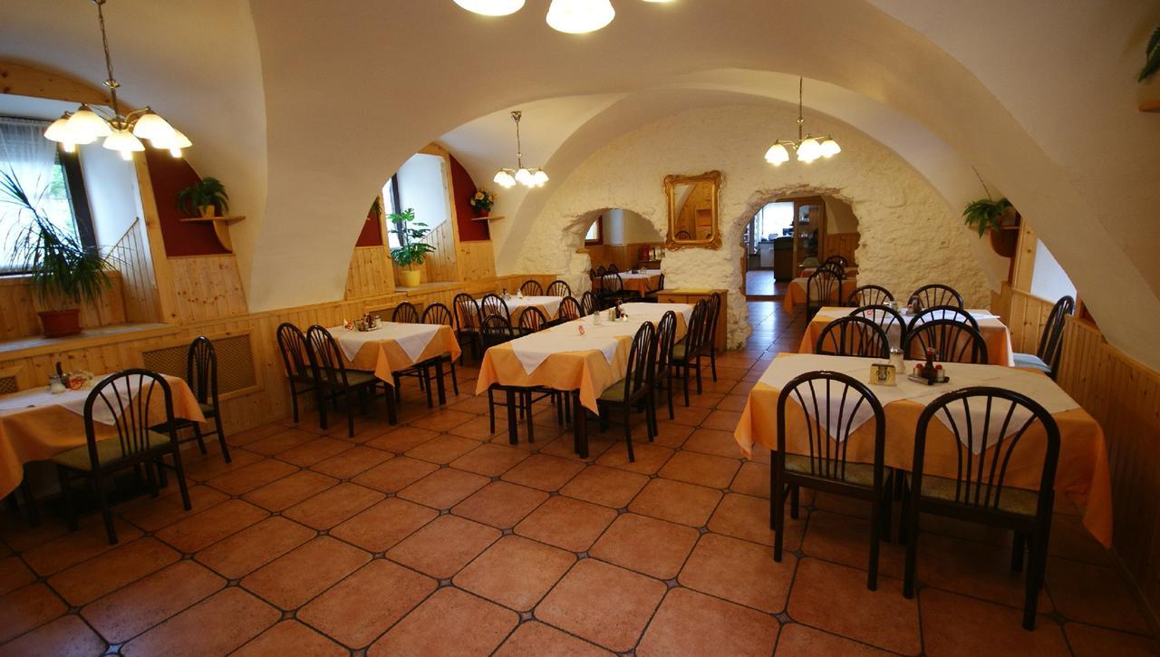 Hotel Restaurant Stoeckl Bad Deutsch Altenburg Exterior photo